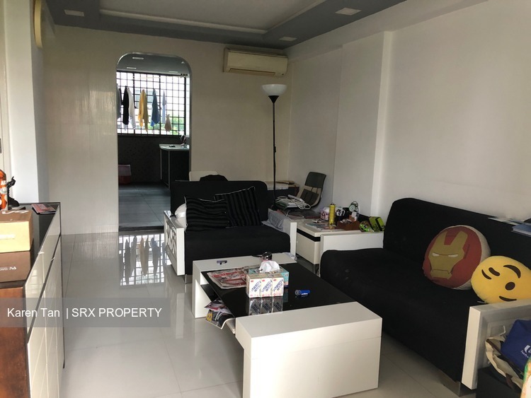 Hougang Avenue 8 thumbnail photo
